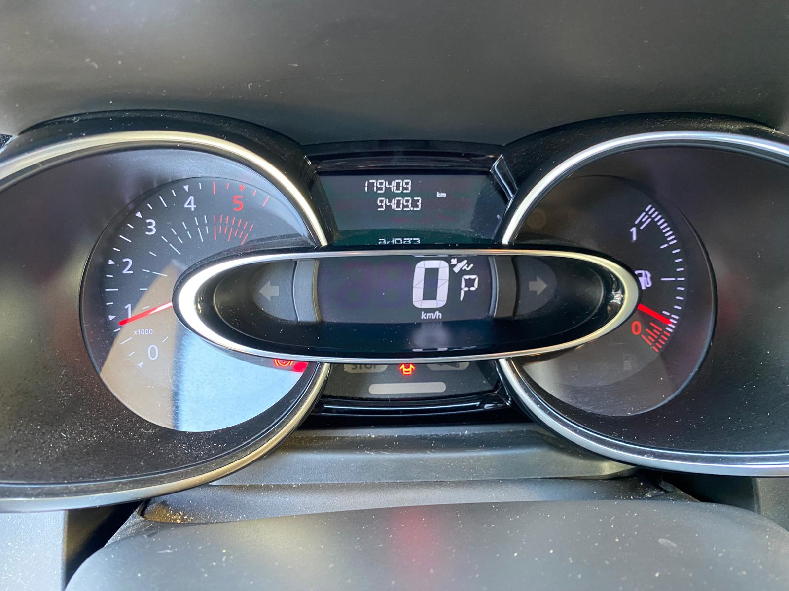 RENAULT CLIO SPORTER 90CV “AUTOMATICA”