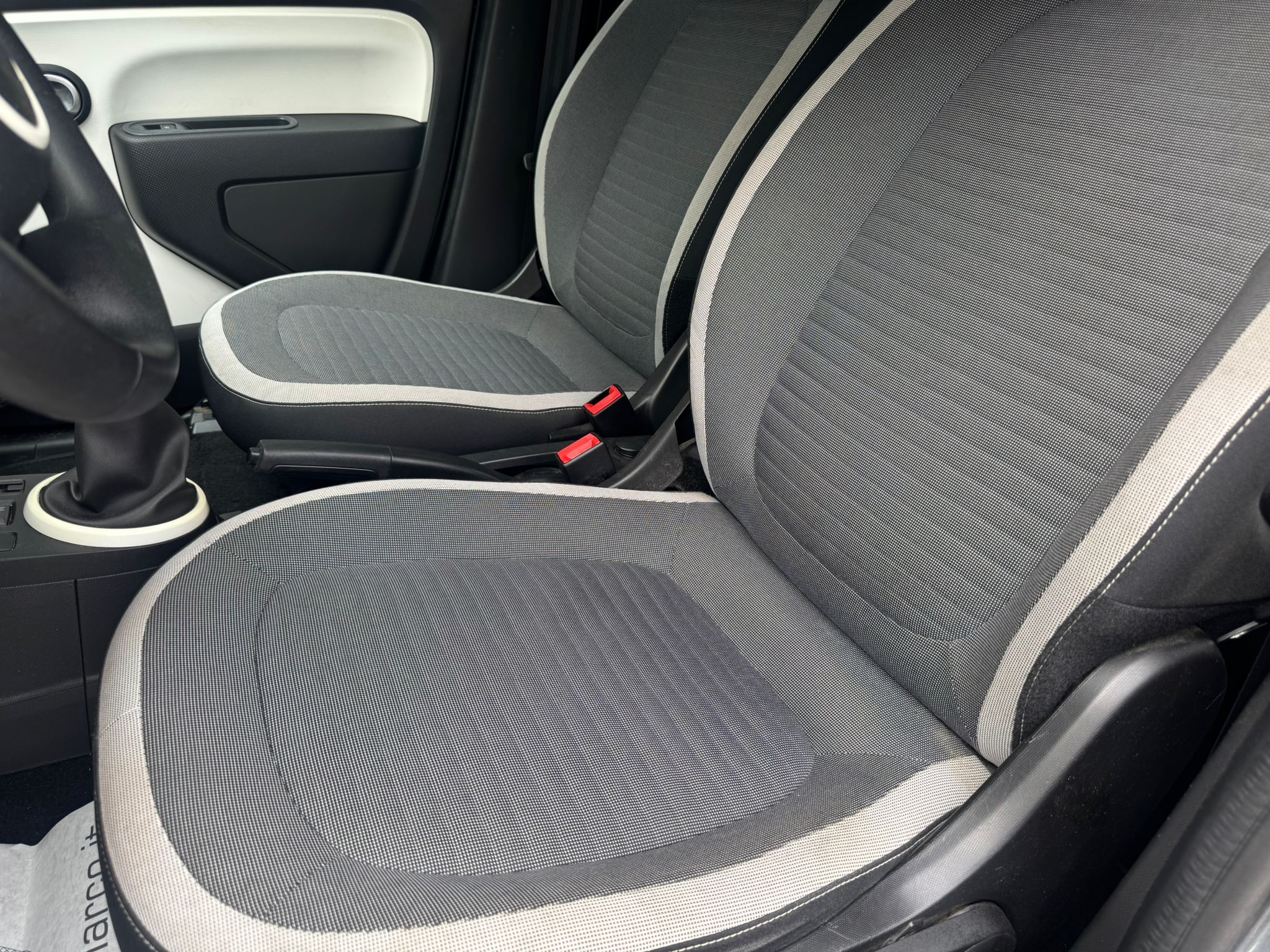 RENAULT Twingo 1.0 69cv – DUEL – *SOLO 42.000Km!!!*