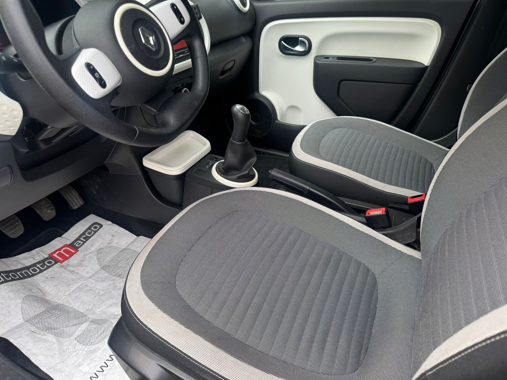 RENAULT Twingo 1.0 69cv – DUEL – *SOLO 42.000Km!!!*