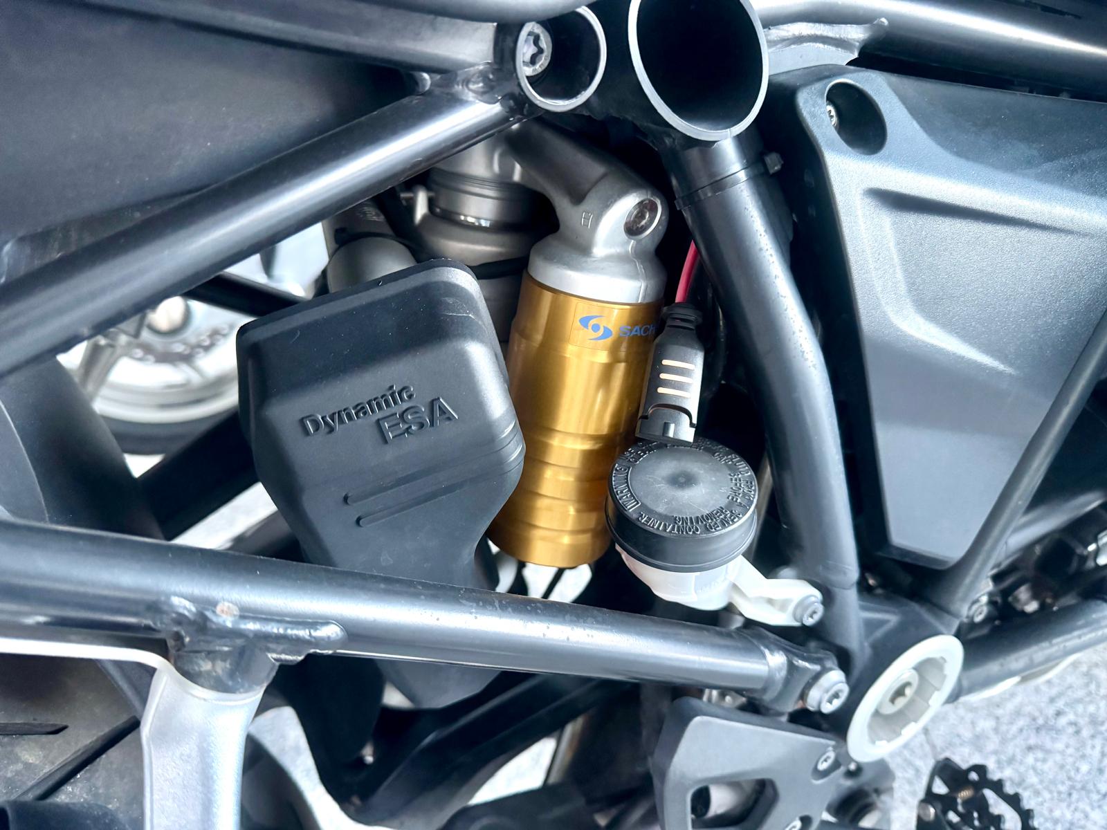 BMW R 1200 GS ADVENTURE – 2015 – TRIS BAULETTI *FULL*