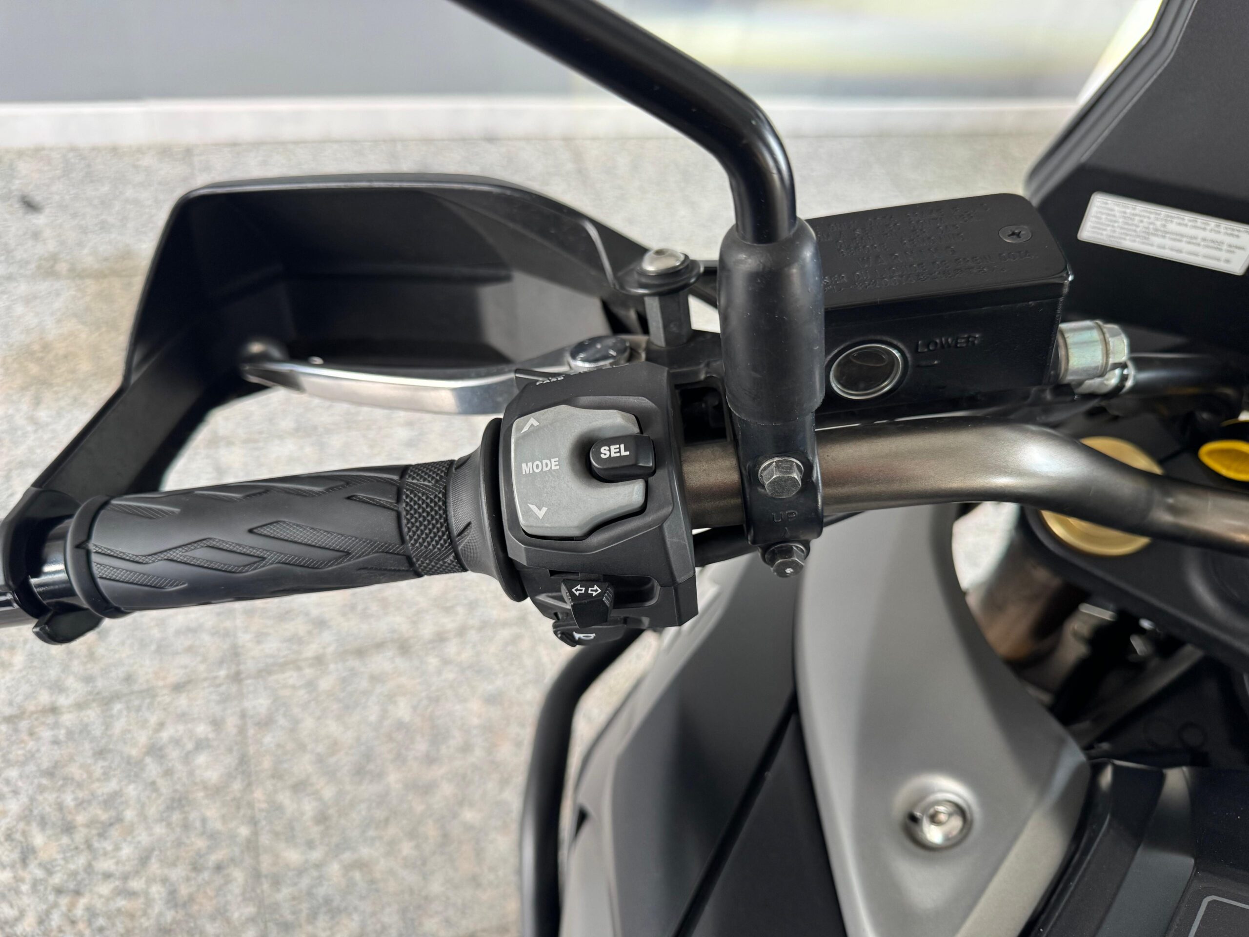 Suzuki V-Strom 1000 ABS *KIT BAULETTI – SCARICO ARROW*