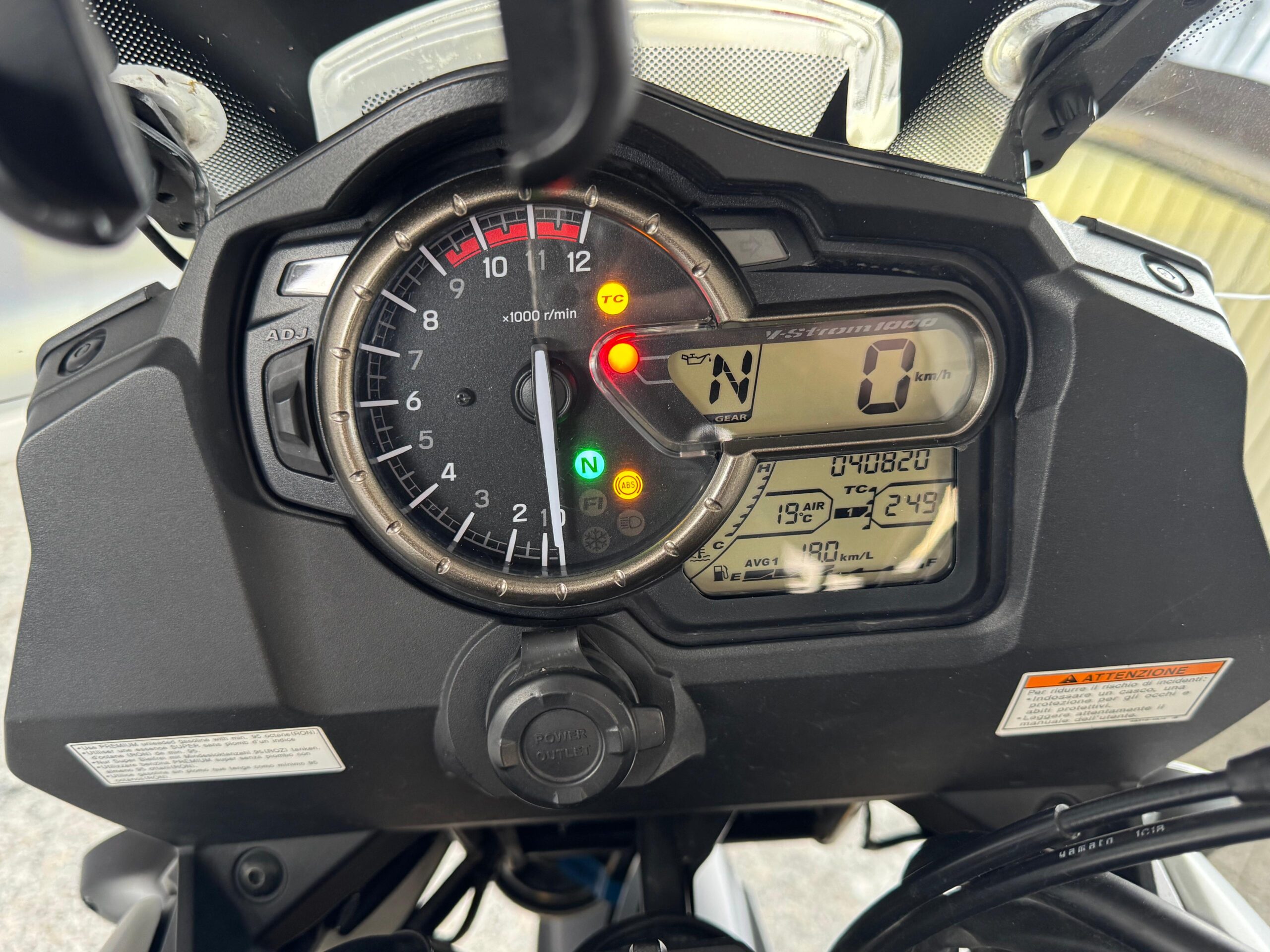 Suzuki V-Strom 1000 ABS *KIT BAULETTI – SCARICO ARROW*