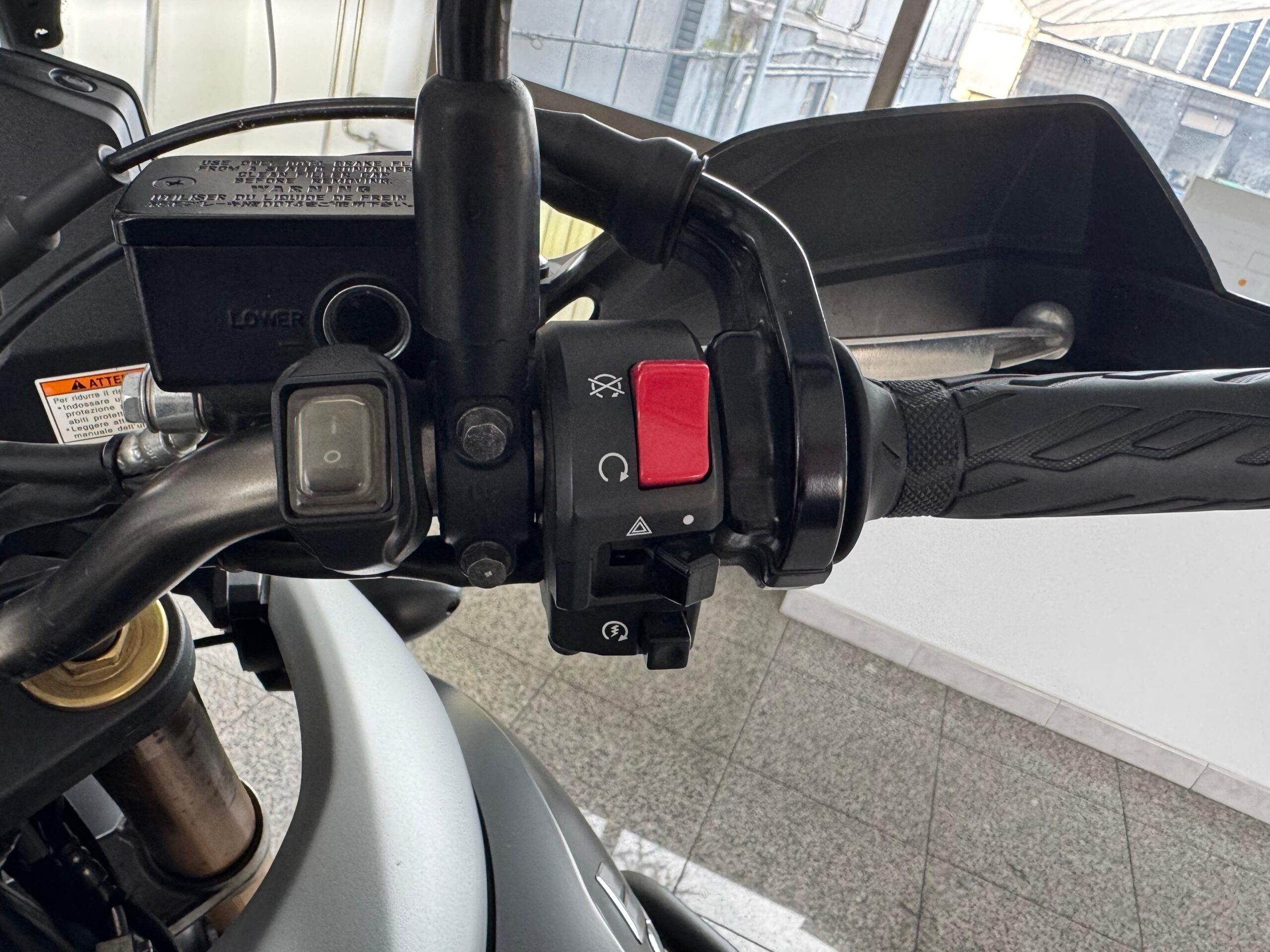 Suzuki V-Strom 1000 ABS *KIT BAULETTI – SCARICO ARROW*