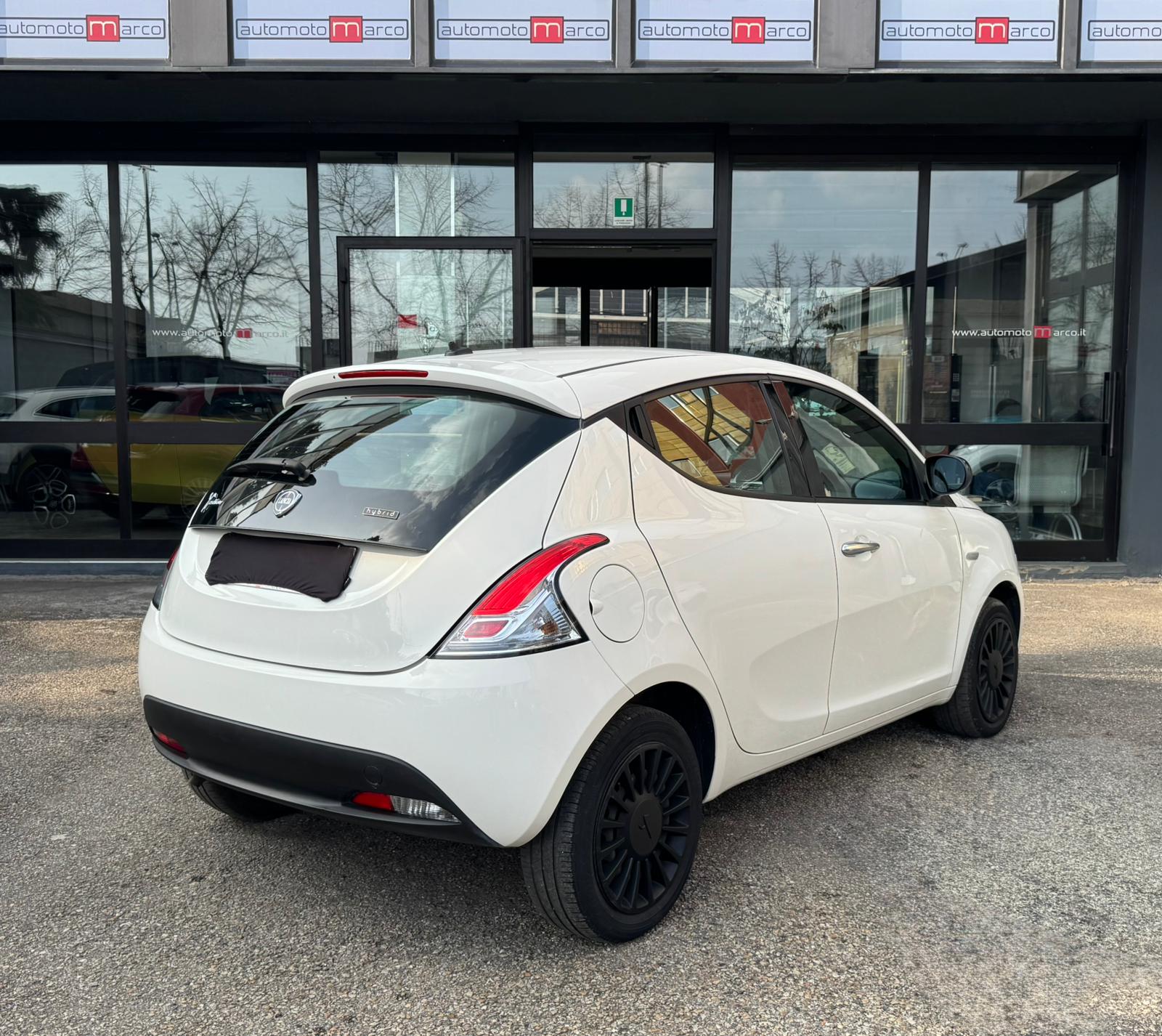 Lancia Ypsilon 1.0 FireFly SILVER *HYBRID* *IVA ESPOSTA COMPRESA*