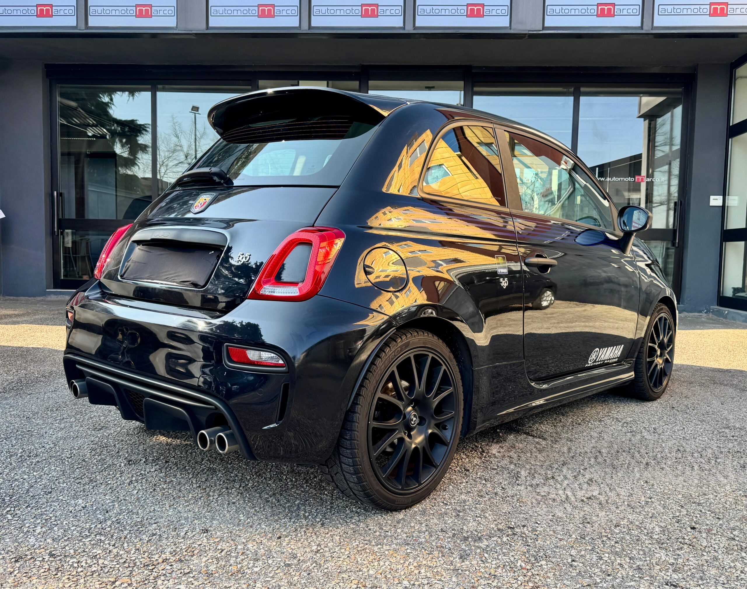 ABARTH 595 1.4 T-jet Monster Energy Yamaha 165cv *ANTIFURTO*