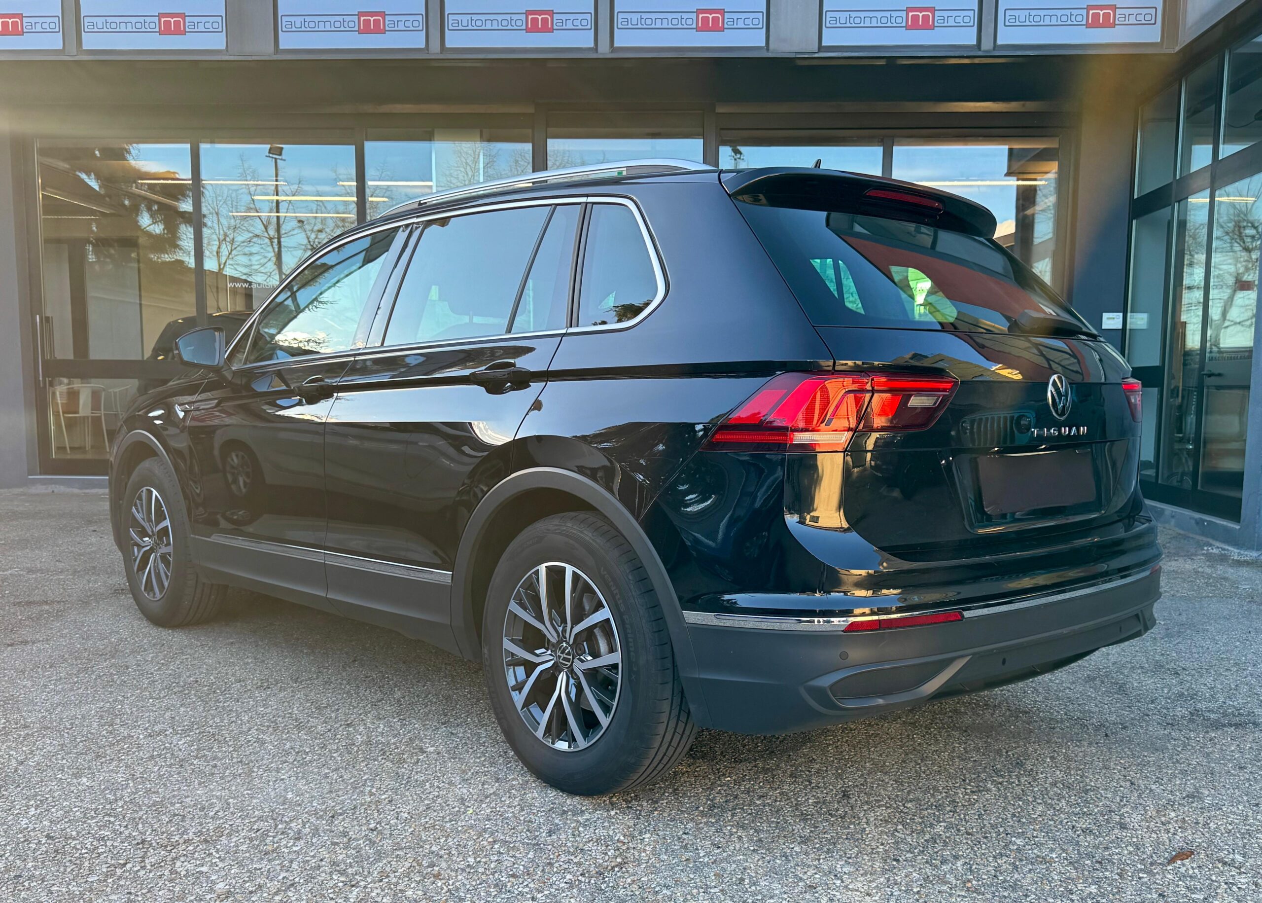 VOLKSWAGEN TIGUAN 1.5Tsi 130cv LIFE *SENSORI – CLIMA 3 ZONE – NAV*