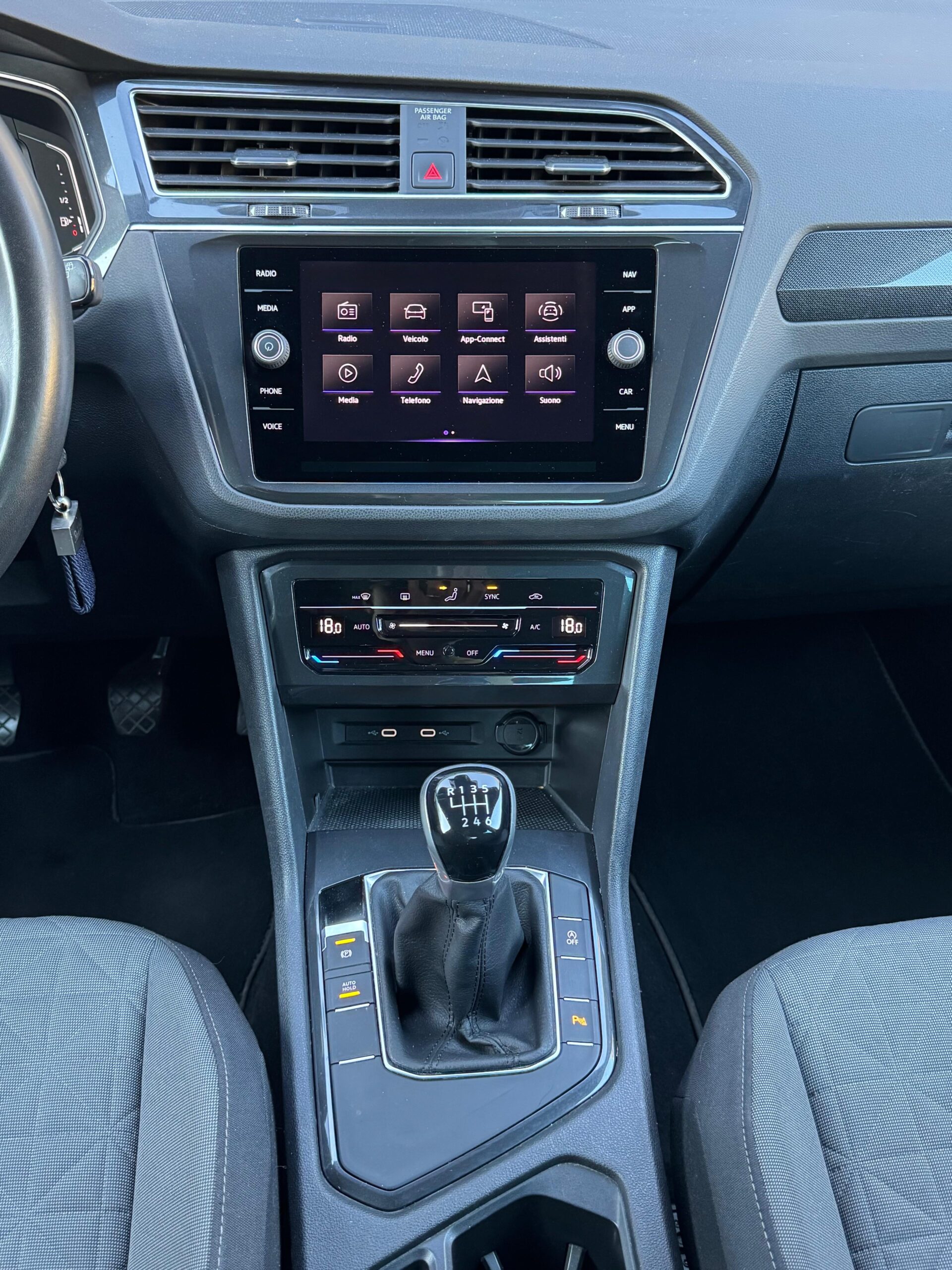 VOLKSWAGEN TIGUAN 1.5Tsi 130cv LIFE *SENSORI – CLIMA 3 ZONE – NAV*