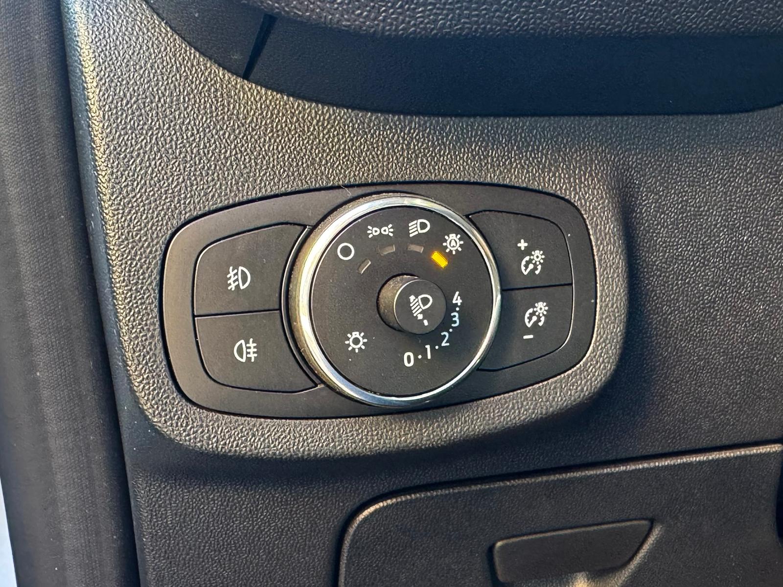 FORD FIESTA 1.1 75cv Titanium *GPL!!!* *GARANZIA CASA MADRE FINO AL 2028*