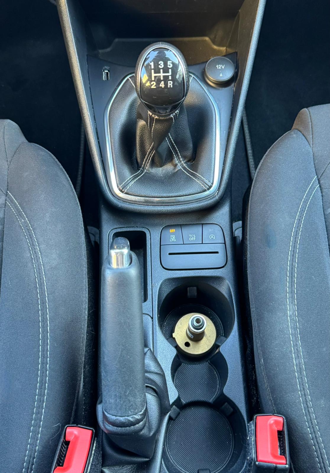 FORD FIESTA 1.1 75cv Titanium *GPL!!!* *GARANZIA CASA MADRE FINO AL 2028*