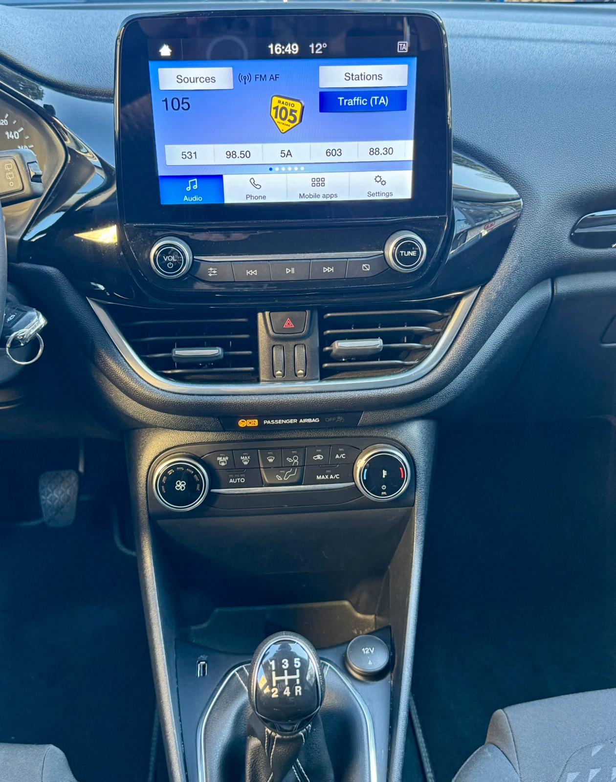 FORD FIESTA 1.1 75cv Titanium *GPL!!!* *GARANZIA CASA MADRE FINO AL 2028*