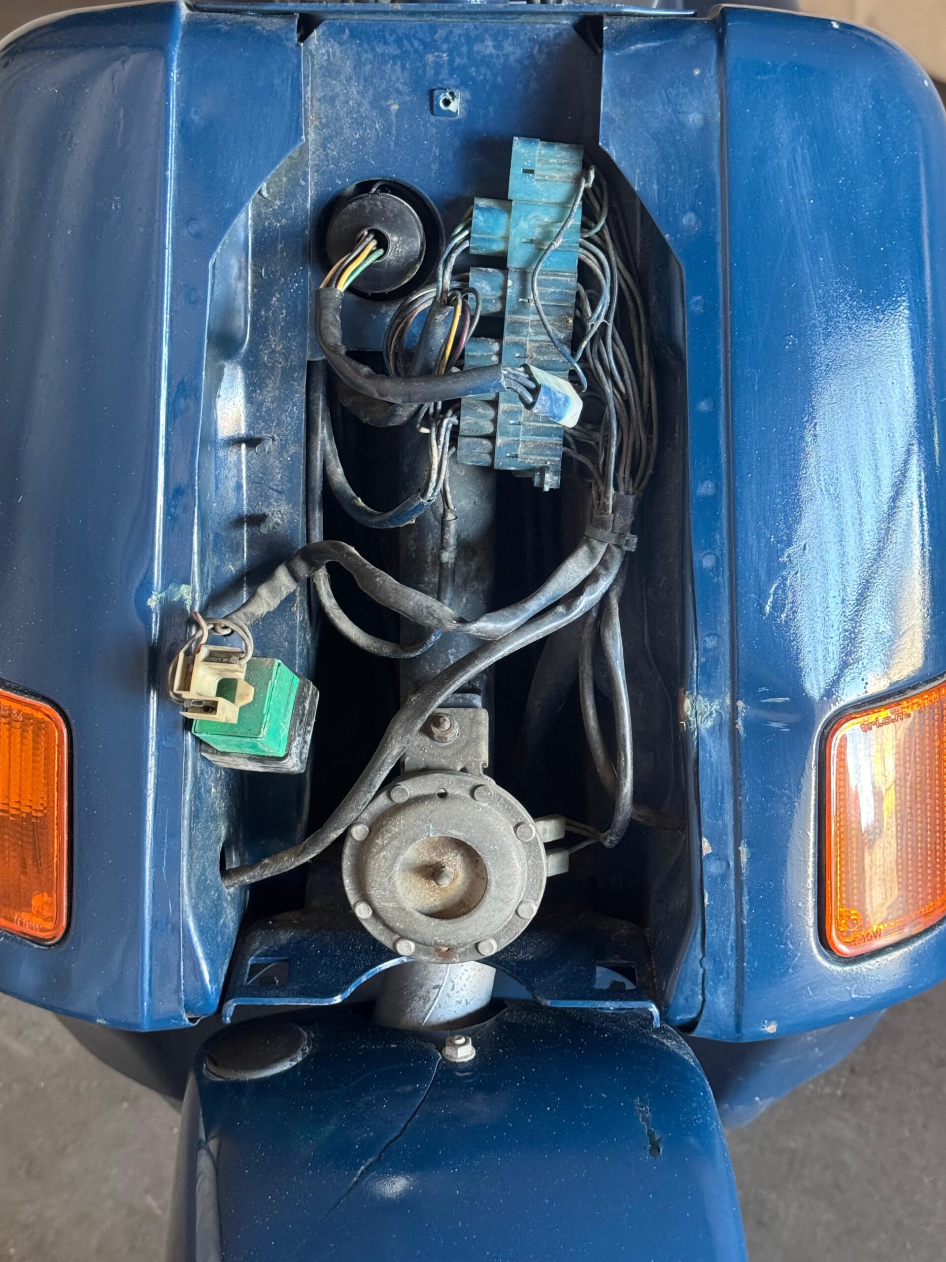 PIAGGIO COSA – 150cc 1988 *DA RESTAURARE*
