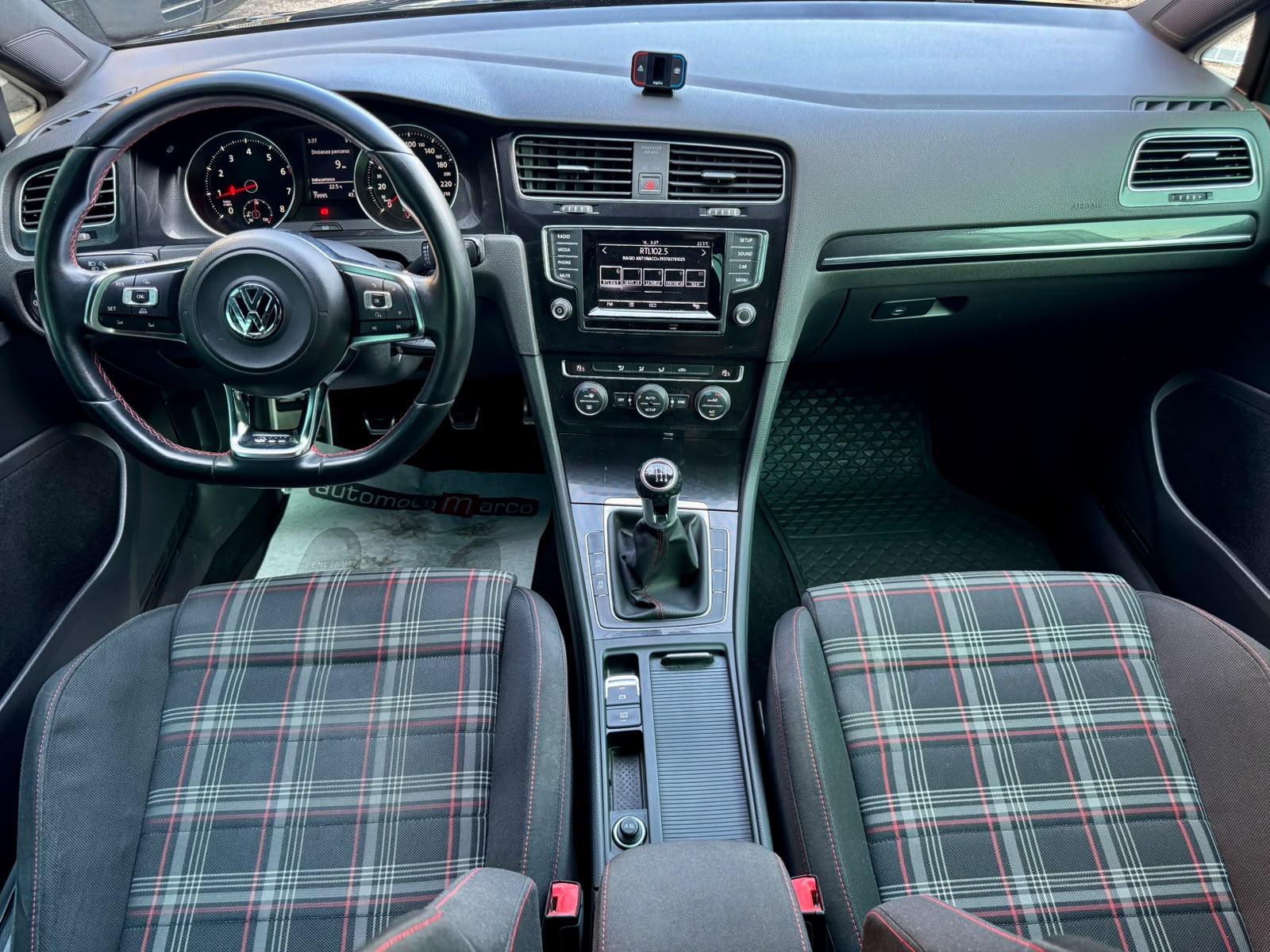Volkswagen GOLF GTI 2.0TSI 220Cv – *SOLO 79.000KM!* – “SCARICO SPORTIVO”