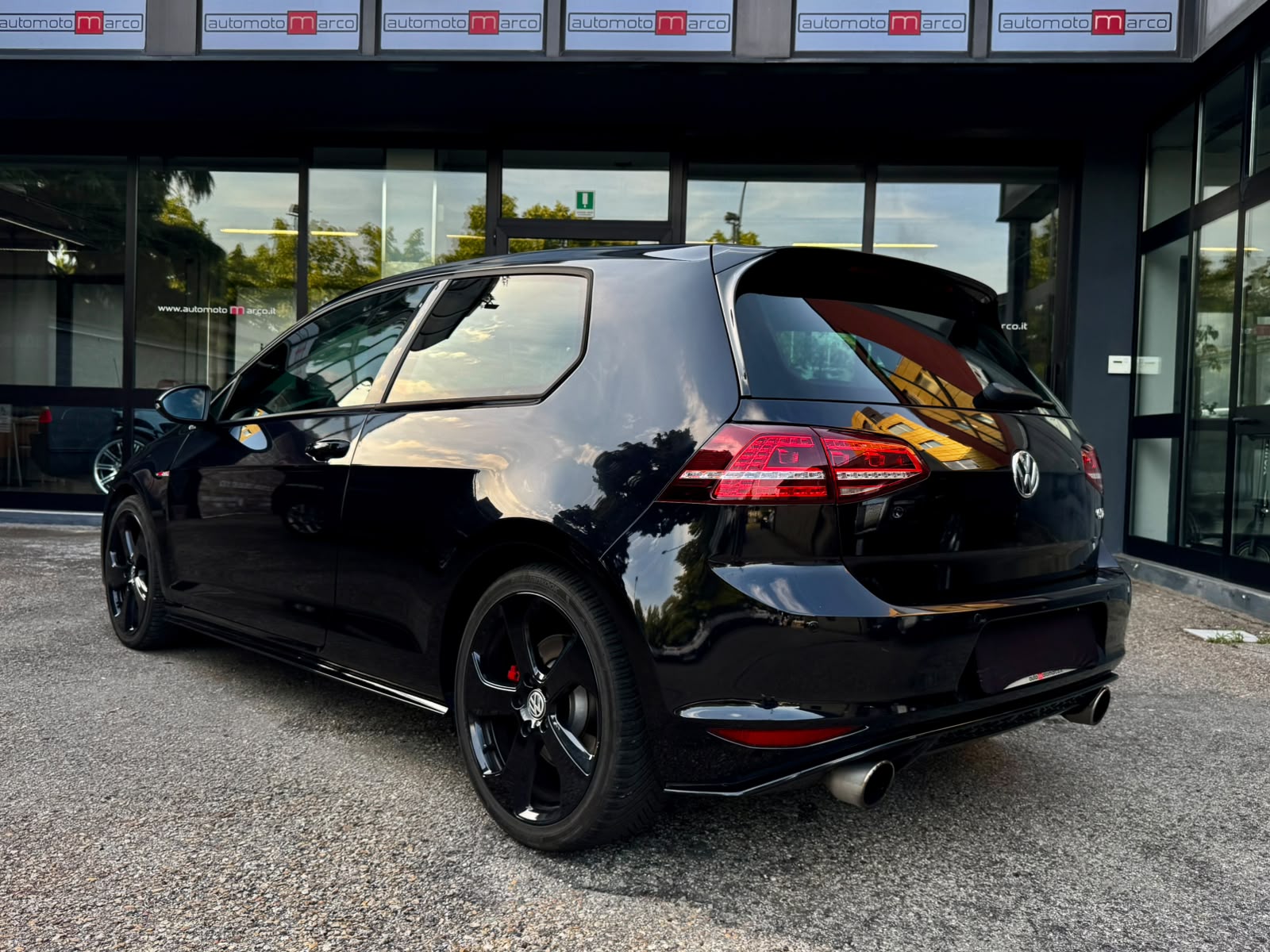 Volkswagen GOLF GTI 2.0TSI 220Cv – *SOLO 79.000KM!* – “SCARICO SPORTIVO”