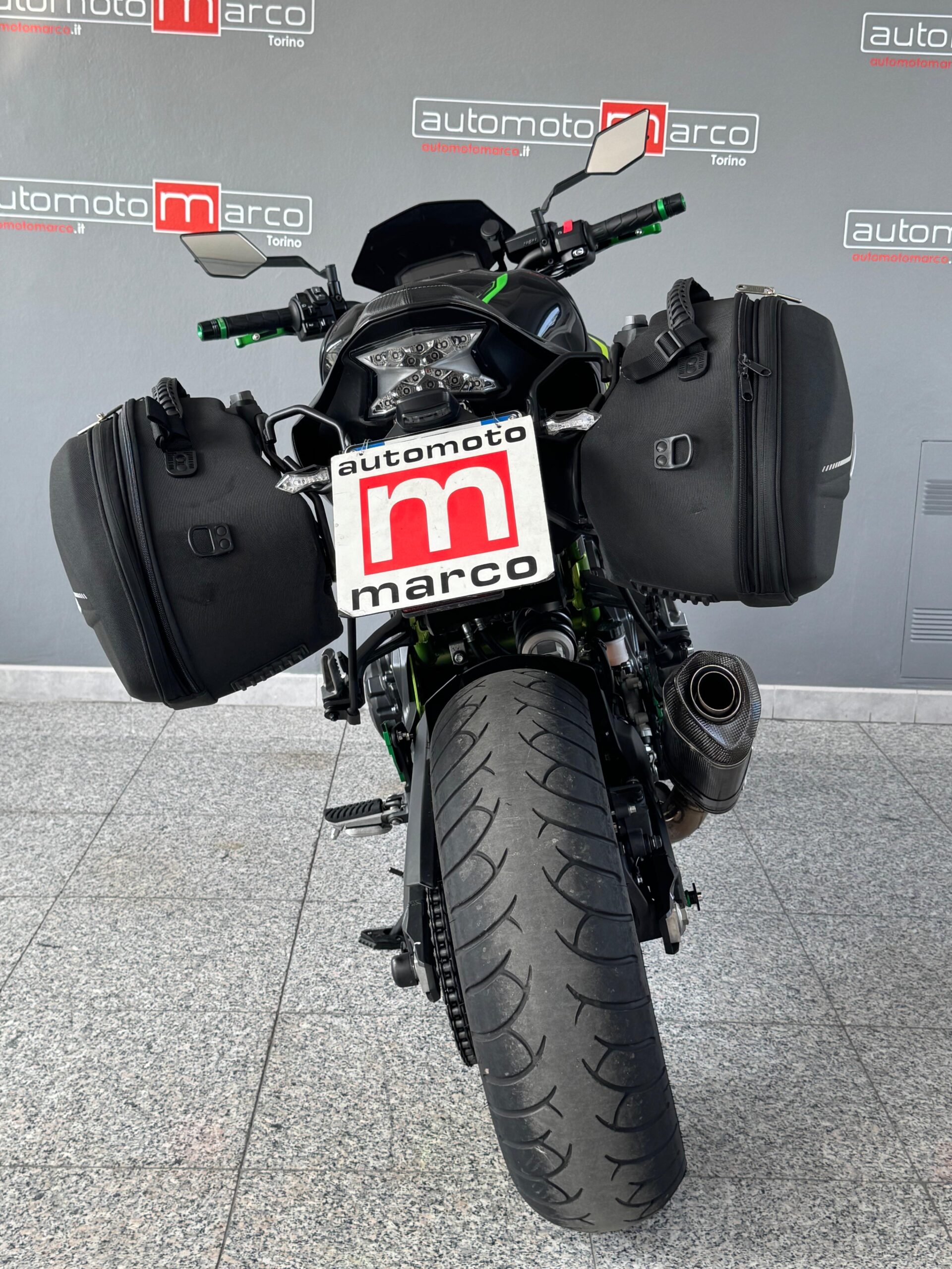KAWASAKI Z 900 PERFORMANCE *AKRAPOVIC – BAULETTI LATERALI*