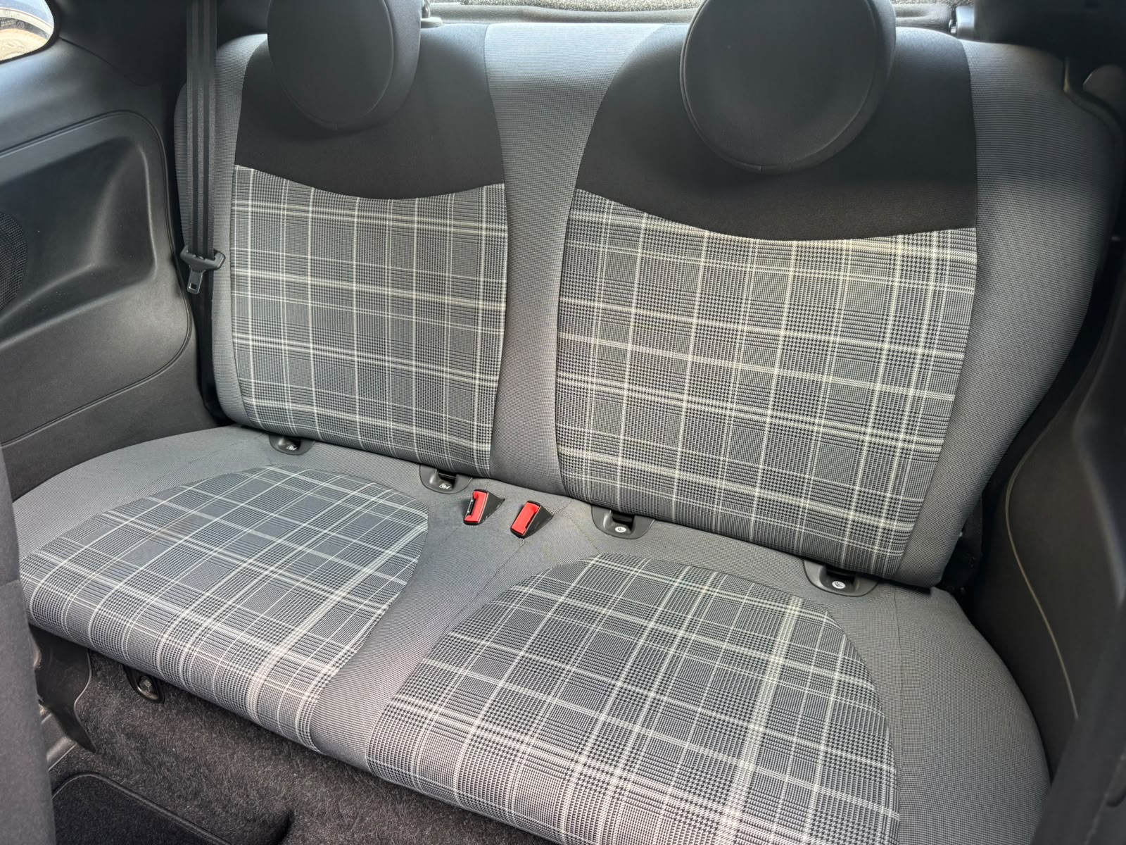 1.0 70cv Hybrid – LOUNGE