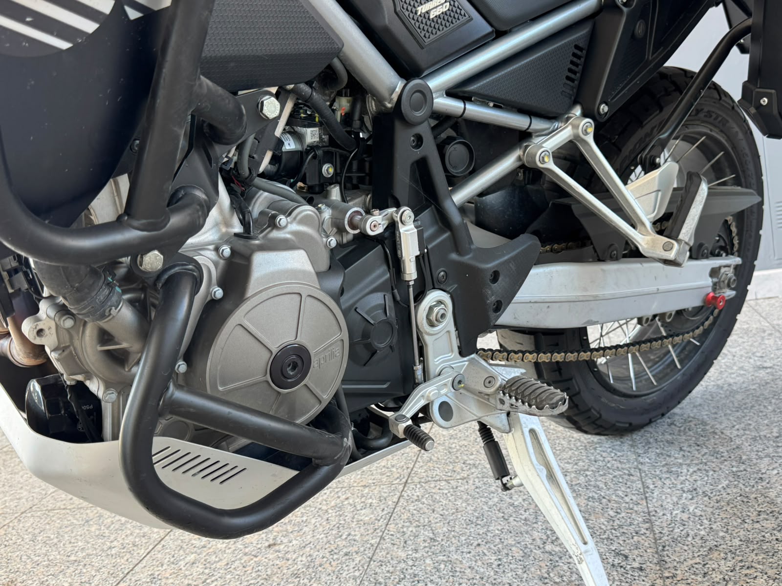 APRILIA TUAREG 660 *BAULETTI – SCARICO ARROW*