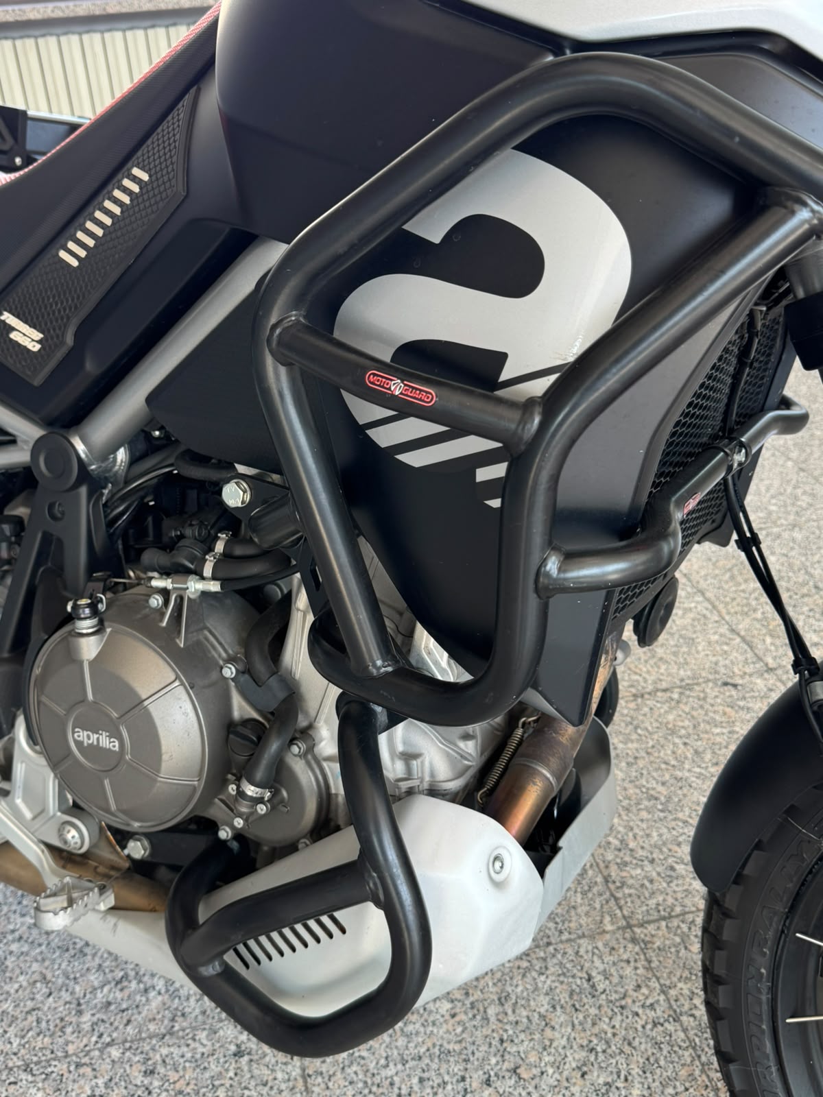 APRILIA TUAREG 660 *BAULETTI – SCARICO ARROW*
