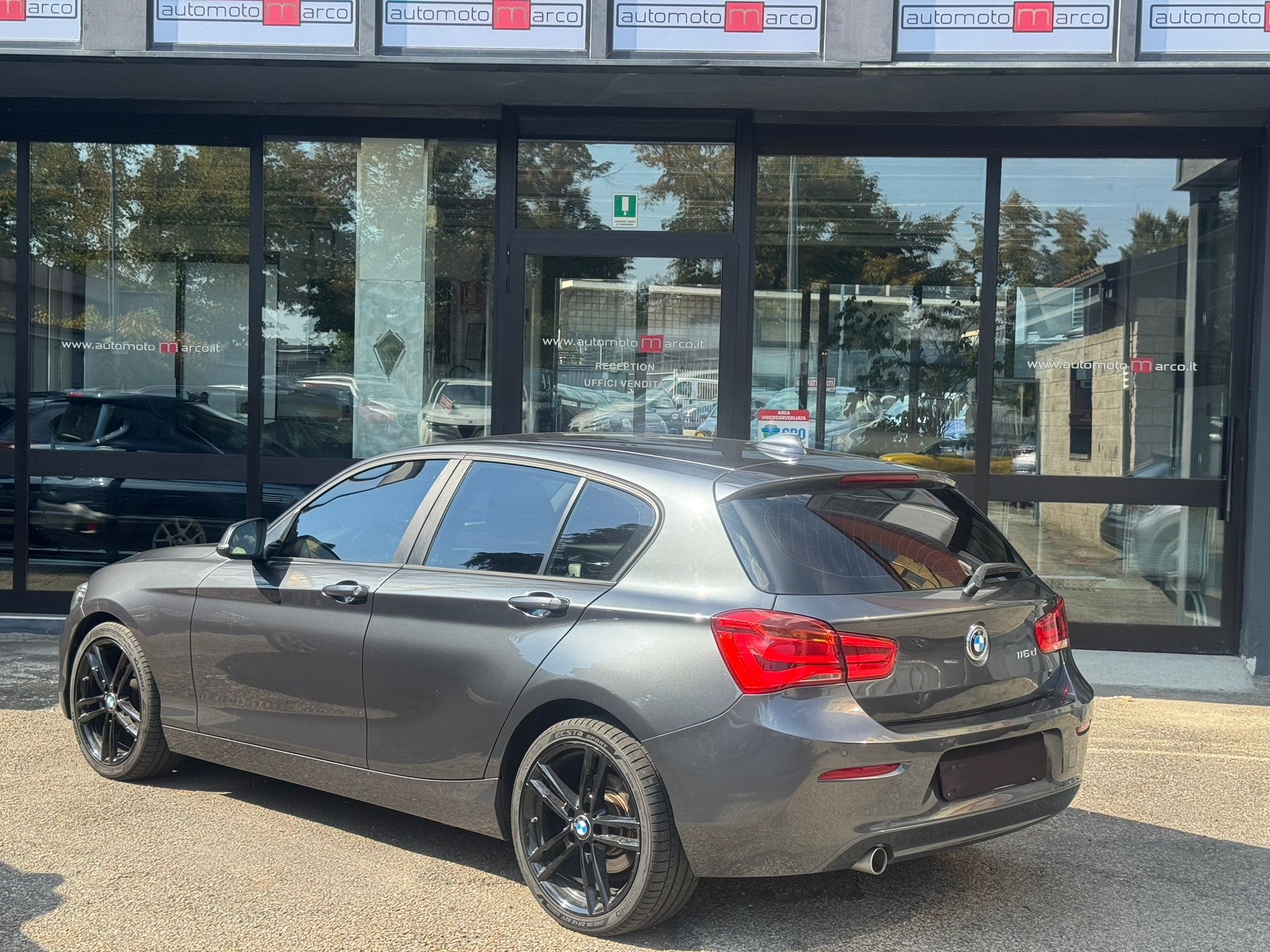 BMW 116 d 5p. Advantage – 10/2019 – 94420 Km