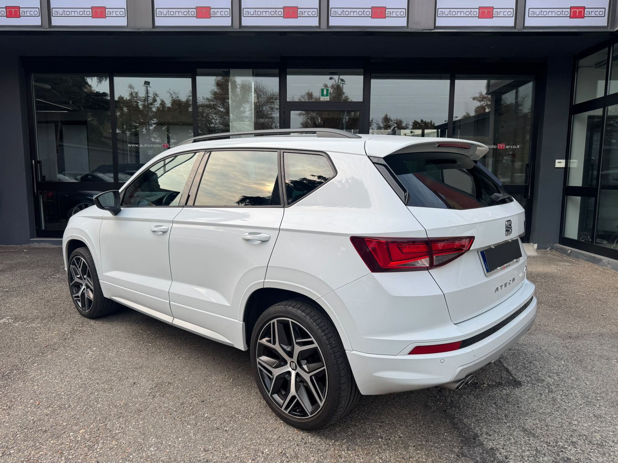 SEAT Ateca 2.0 TDI DSG FR – 06/2019 – 125888 Km – 13900 €