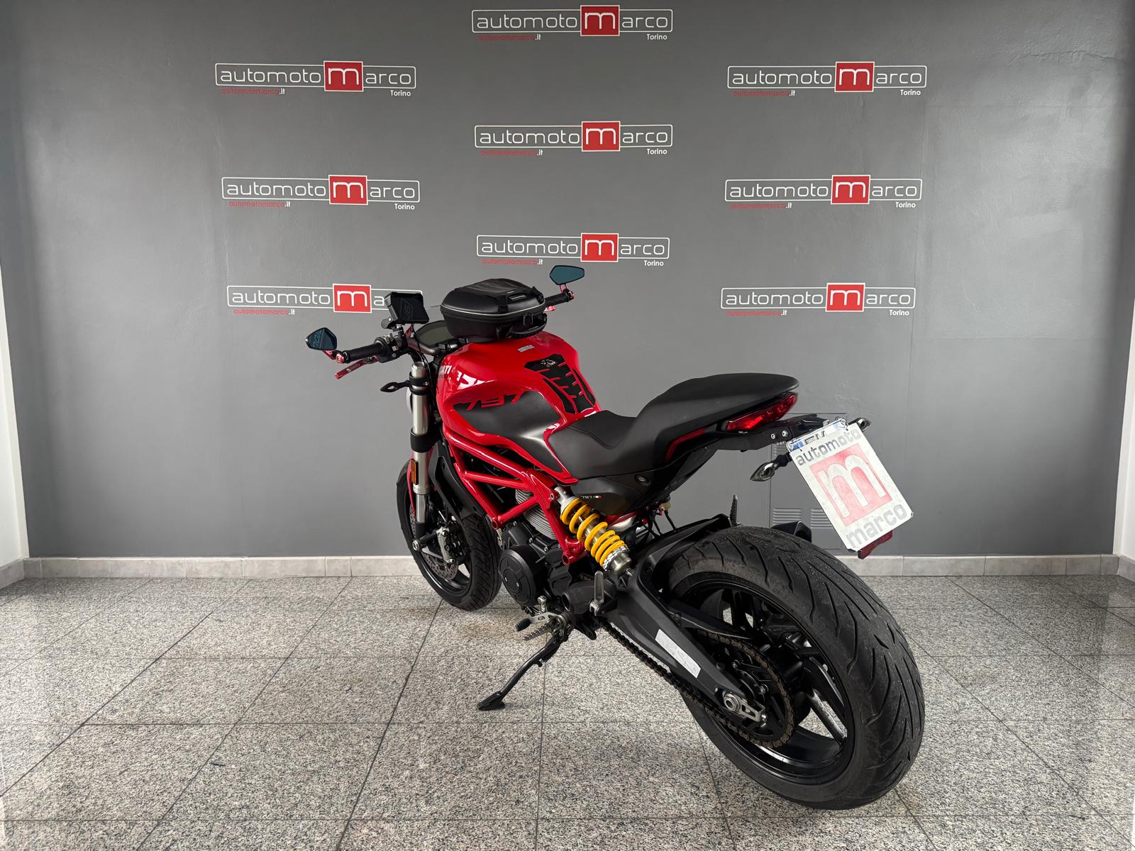 DUCATI Monster 797 797 – 01/2019 – 27699 Km – 6300 €