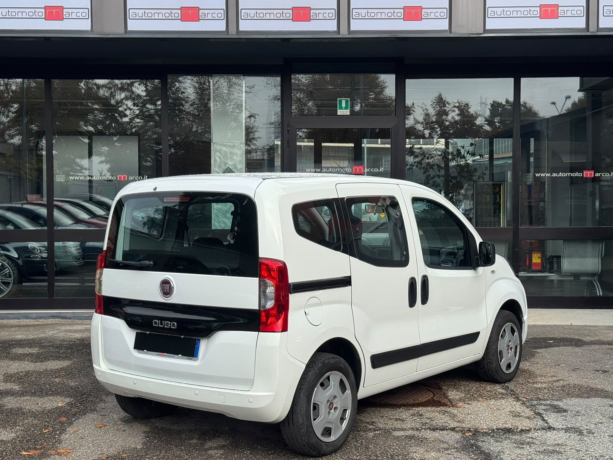 FIAT Qubo 1.4 8V 77 CV Easy – 05/2017 – 79871 Km – 8900 €