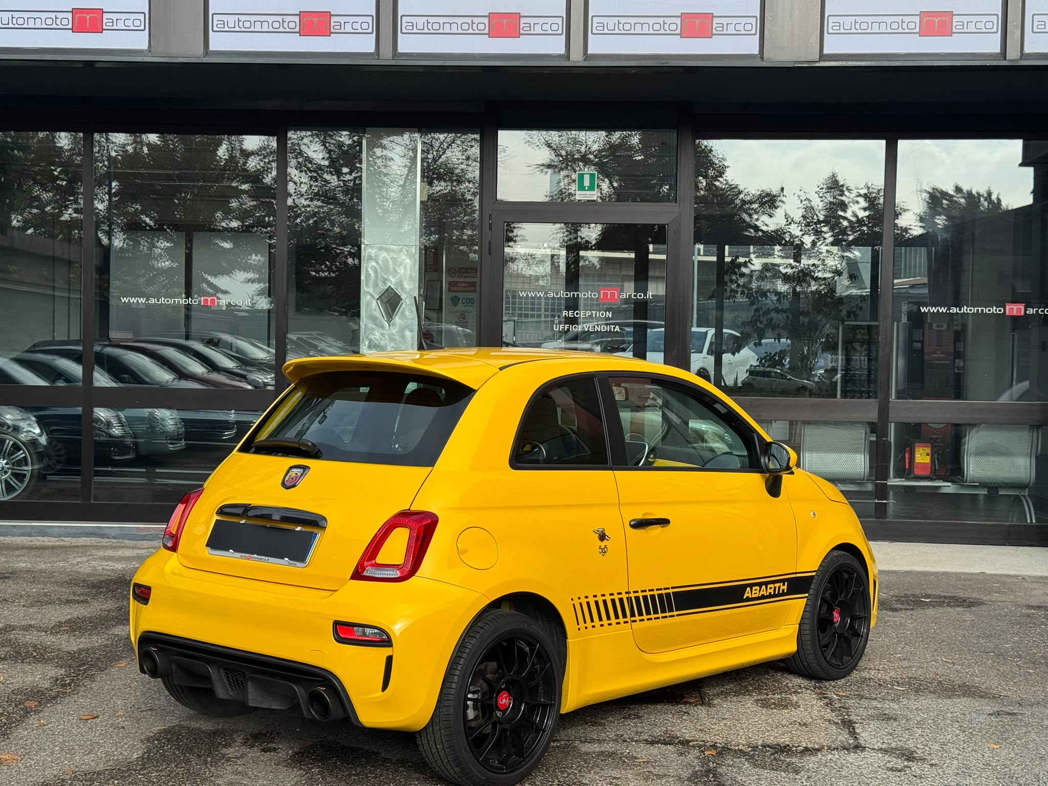 ABARTH 595 1.4 Turbo T-Jet 145 CV – 10/2021 – 29900 Km – 16500 €
