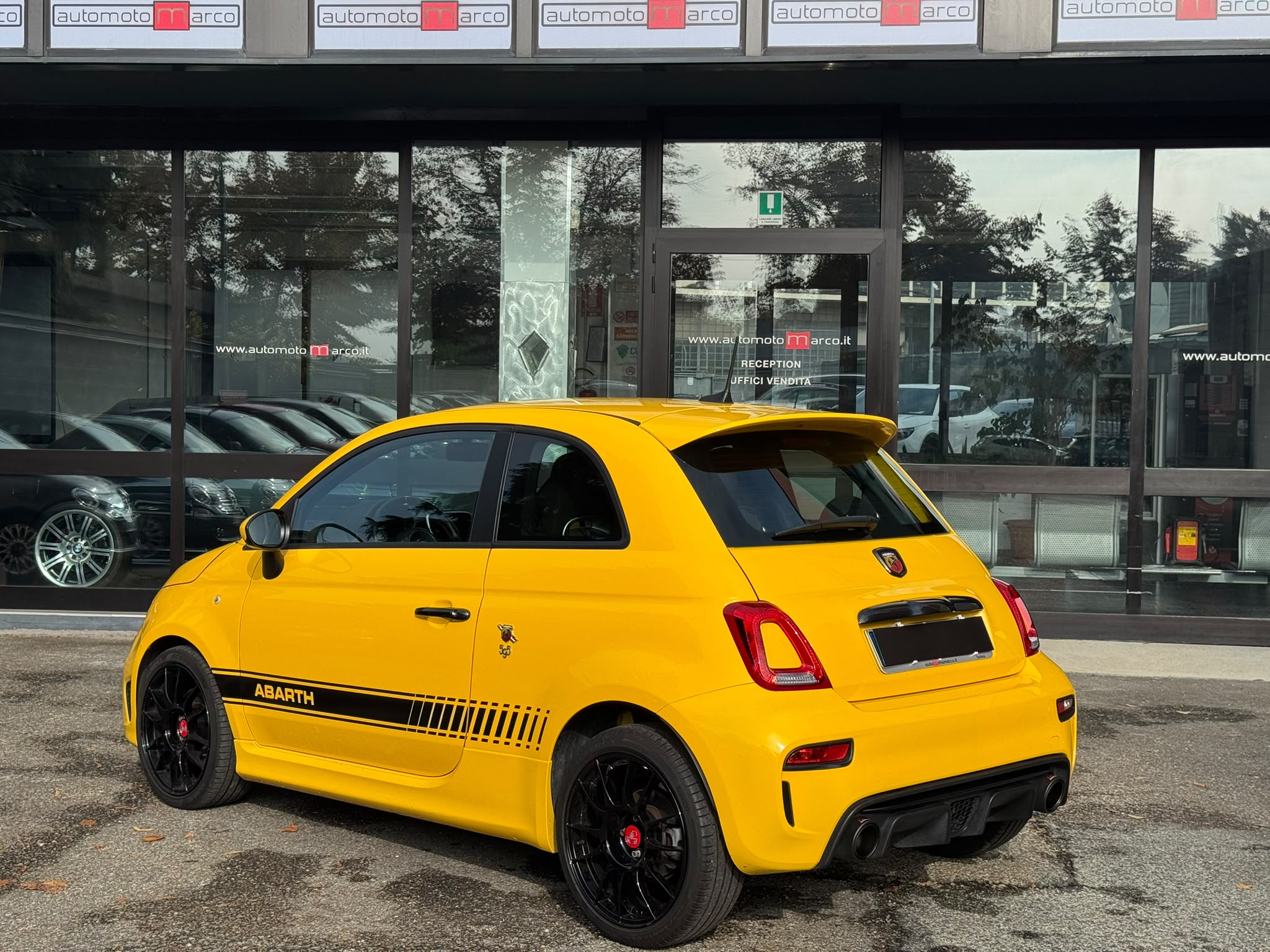ABARTH 595 1.4 Turbo T-Jet 145 CV – 10/2021 – 29900 Km – 16500 €