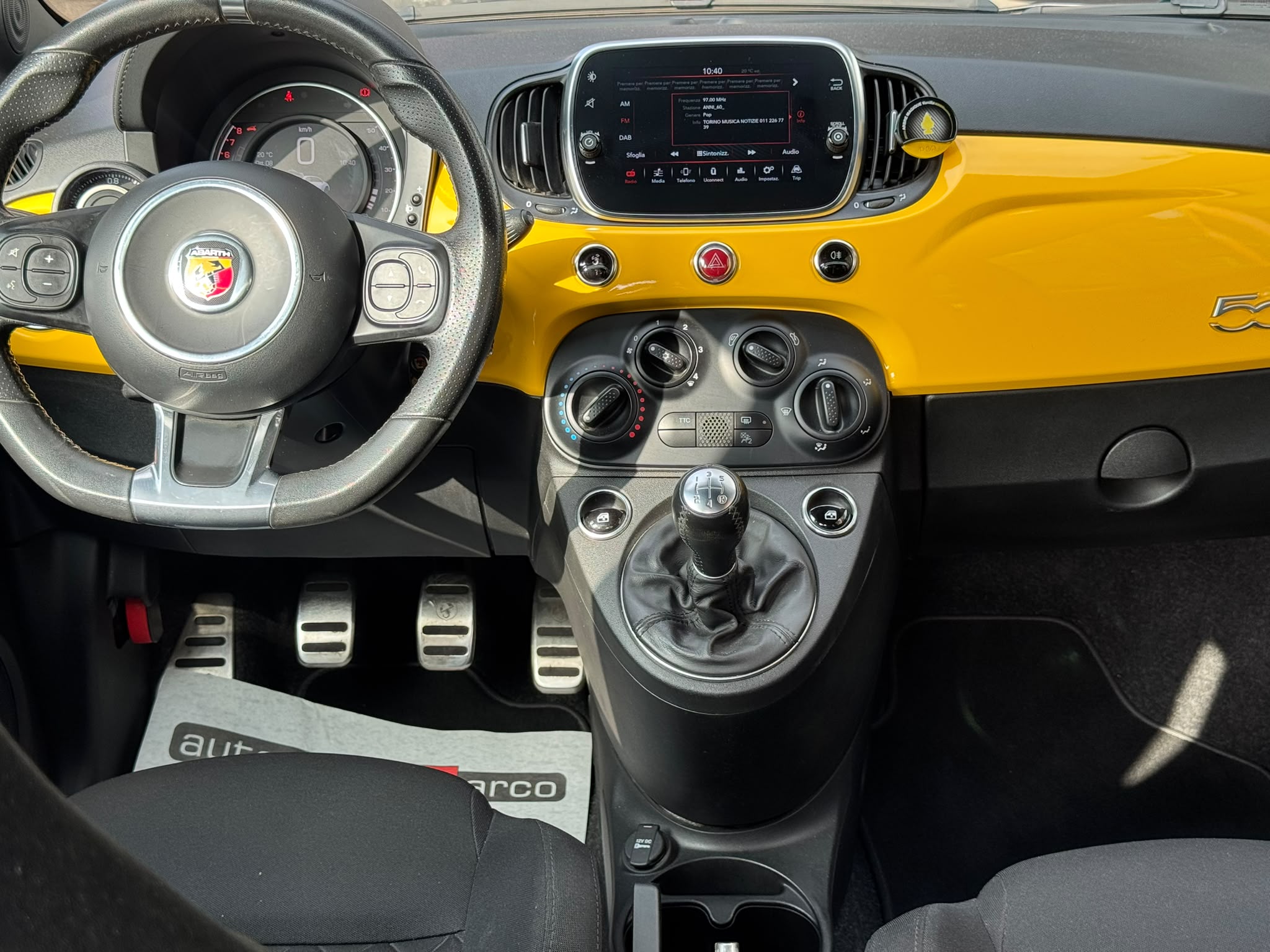 ABARTH 595 1.4 Turbo T-Jet 145 CV – 10/2021 – 29900 Km – 16500 €