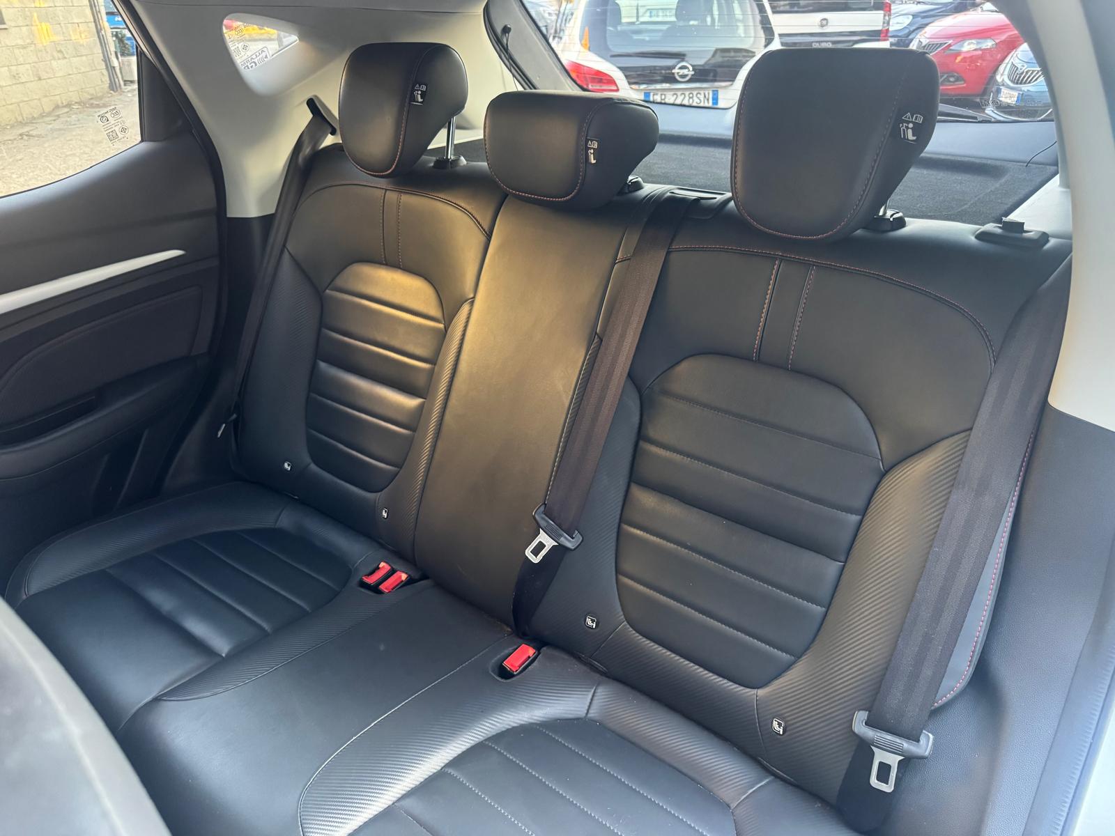 MG ZS 1.0T-GDI aut. Luxury – 12/2023 – 37340 Km – 13500 €