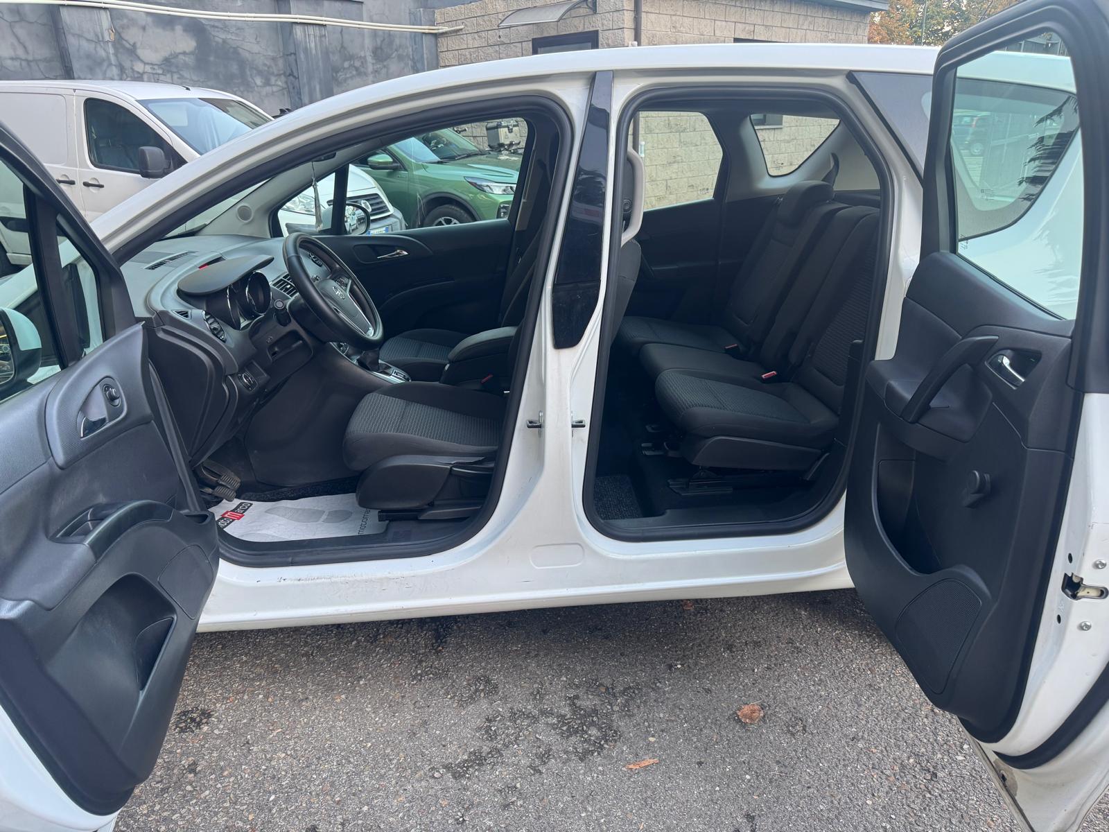 OPEL Meriva 1.4 Turbo 120CV GPL Tech Design Edition – 11/2015 – 157000 Km – 5900 €